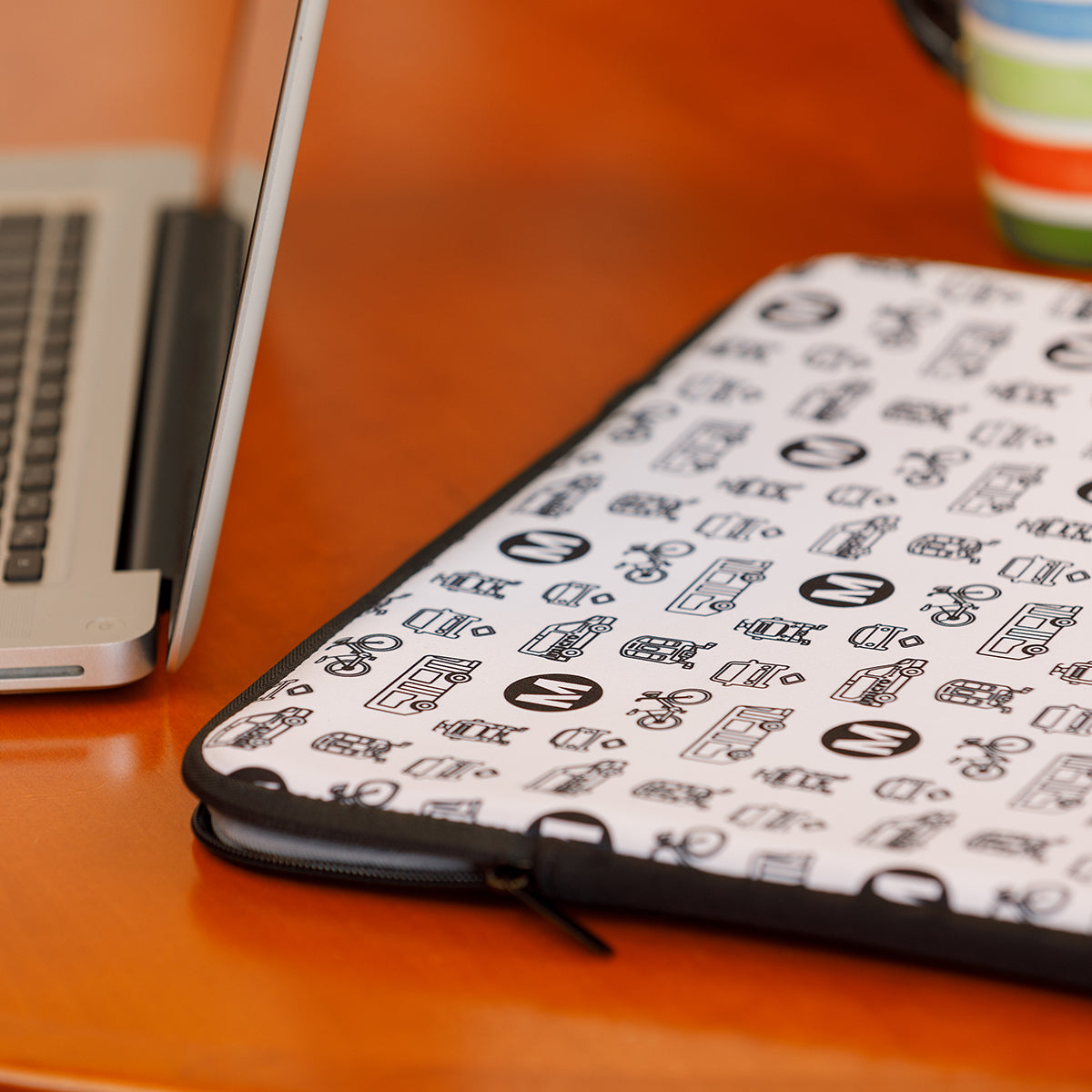 Metro Icon Laptop Sleeve